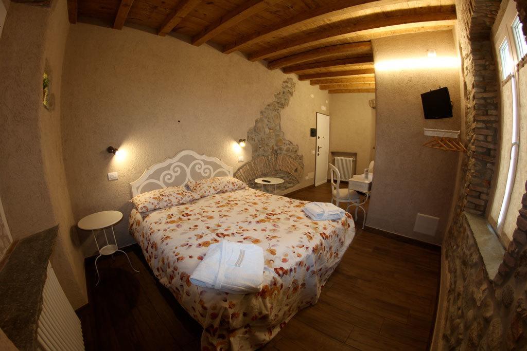 Locanda Vecchia Osteria Varese Esterno foto