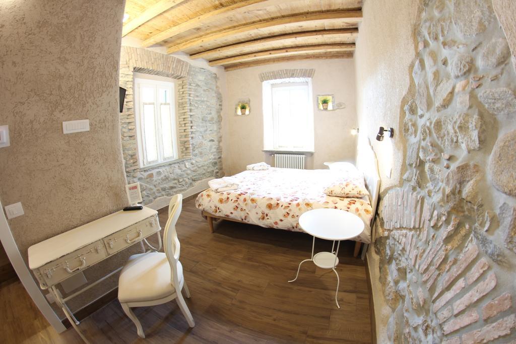 Locanda Vecchia Osteria Varese Esterno foto